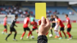 Kèo thẻ phạt: cách đọc, yếu tố trọng tài và kiểu trận